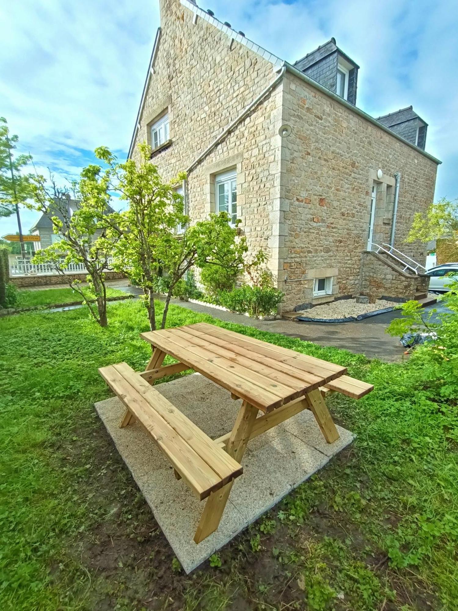Esprit Cabane En Bord De Mer ! Pontorson Exterior foto